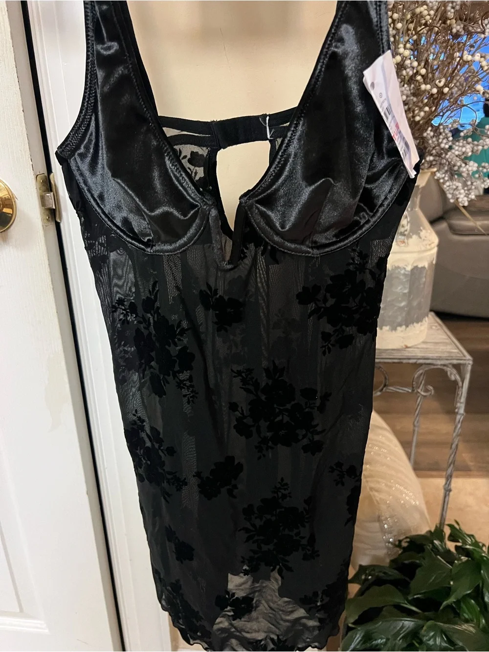 Auden Women’s Flocked Lingerie Chemise Slip Dress 🖤